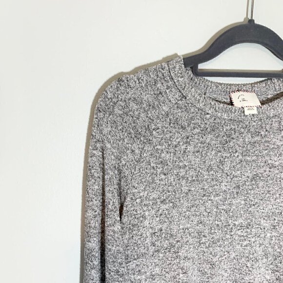 Anthropologie Postmark Grey Marl Ruffle Hem Knit Pullover Sweater Womens XS - Picture 3 of 11